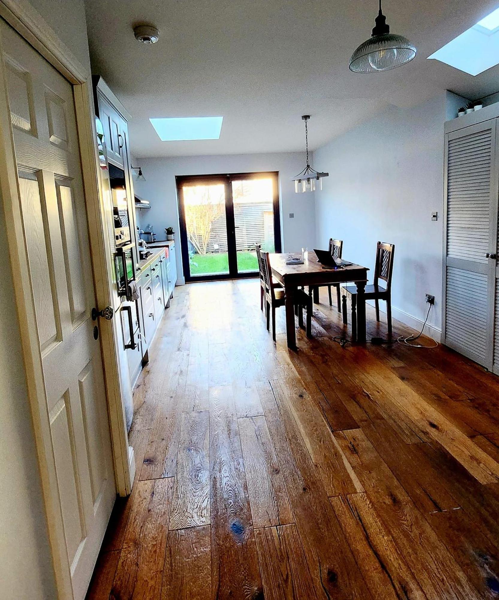 Contemporary 3 Bed House With Spacious Garden Close To Stratford & Canary Wharf Проживание в семье